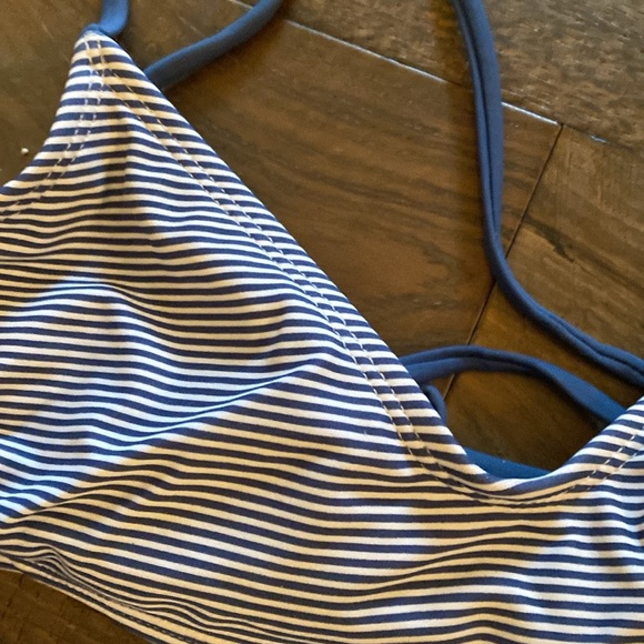Xhileraton blue striped bikini with tie closure - Picture 4 of 9